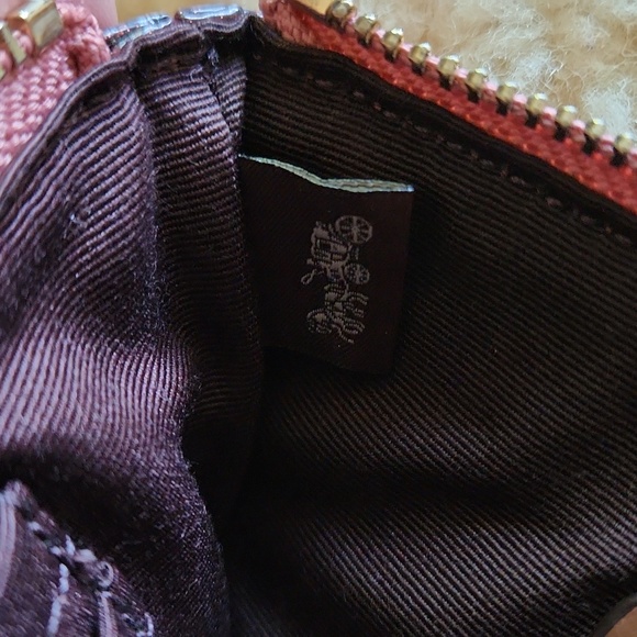 NWOT Disney X Coach Rollerblading Minnie Mouse Salmon Pink Wristlet ๐ ๐ผ๐ญ - Picture 10 of 14